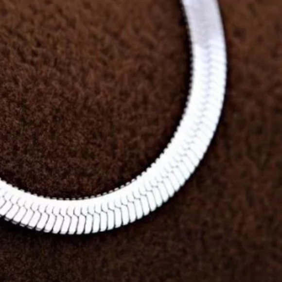 NEW SNAKE FLAT 925 STERLING SILVER NECKLACE, NICE NECKLACE, CUTE NECKLACE - Picture 3 of 5